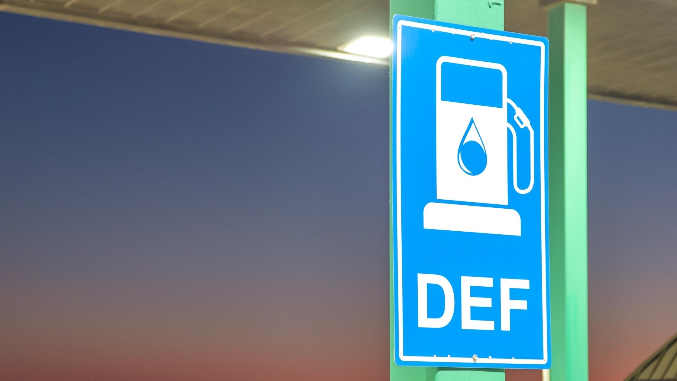 diesel-exhaust-fluid-what-does-def-do-p-fleet